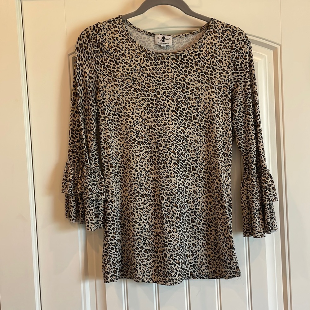 Leopard top